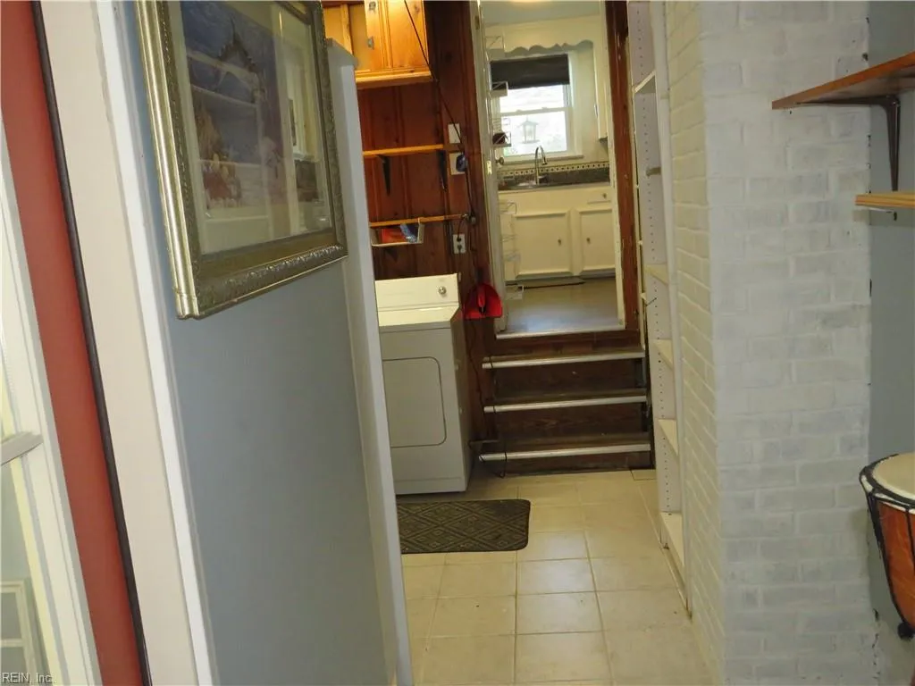 Norfolk, Virginia 23505, United States, 3 Bedrooms Bedrooms, ,2 BathroomsBathrooms,Residential,Active,134868