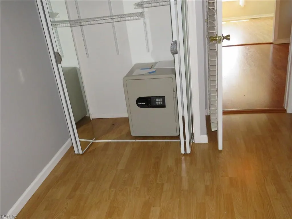 Norfolk, Virginia 23505, United States, 3 Bedrooms Bedrooms, ,2 BathroomsBathrooms,Residential,Active,134868