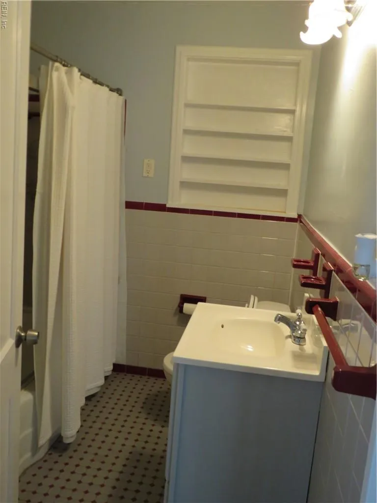 Norfolk, Virginia 23505, United States, 3 Bedrooms Bedrooms, ,2 BathroomsBathrooms,Residential,Active,134868