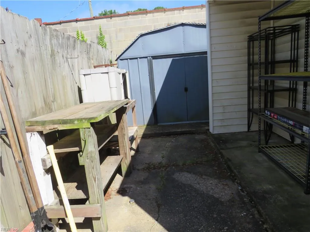 Norfolk, Virginia 23505, United States, 3 Bedrooms Bedrooms, ,2 BathroomsBathrooms,Residential,Active,134868