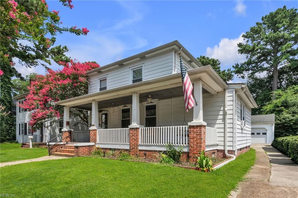 Photo of 308 Linden Avenue, Suffolk, VA 23434 (MLS # 10611771)