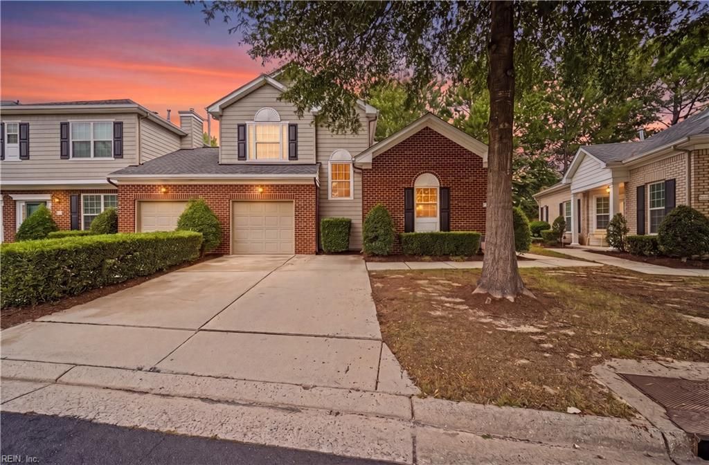 Photo of 1472 Otterbourne Circle, Chesapeake, VA 23320 (MLS # 10645889)