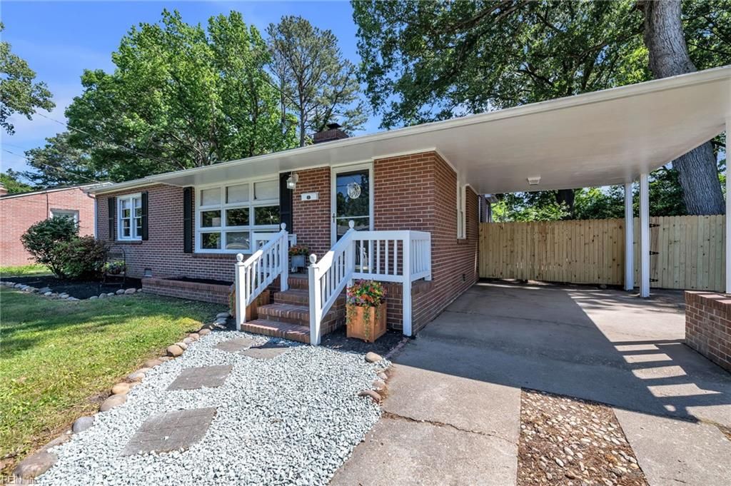 Photo of 116 Henry Clay Road, Newport News, VA 23601 (MLS # 10634660)