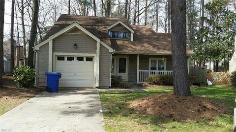 Photo of 901 Birchwood Court, Newport News, VA 23608 (MLS # 10614352)