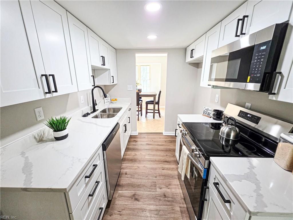 Photo of 443 Hill Meadow Drive, Virginia Beach, VA 23454 (MLS # 10630122)