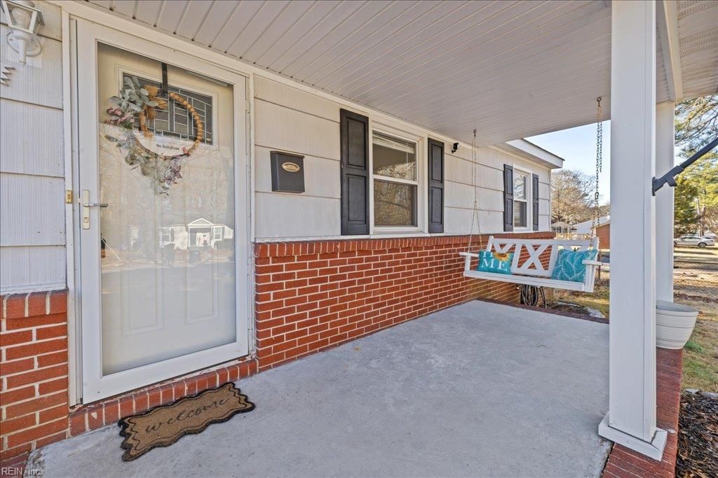 Photo of 605 Cherokee Road, Portsmouth, VA 23701 (MLS # 10613491)