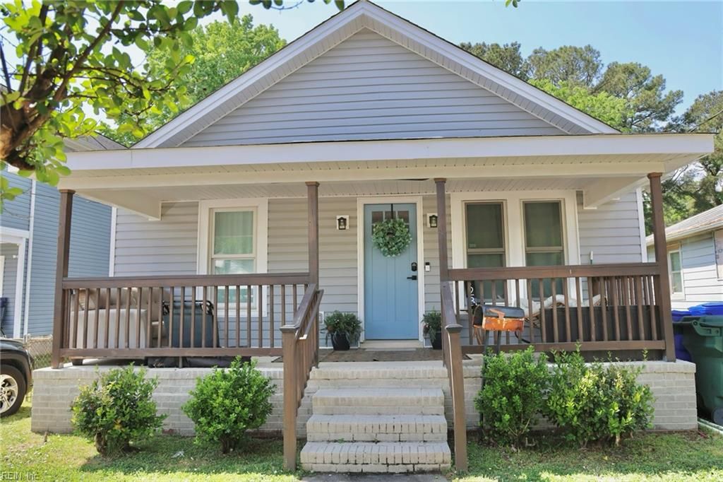 Photo of 123 Walnut Street, Suffolk, VA 23434 (MLS # 10633908)