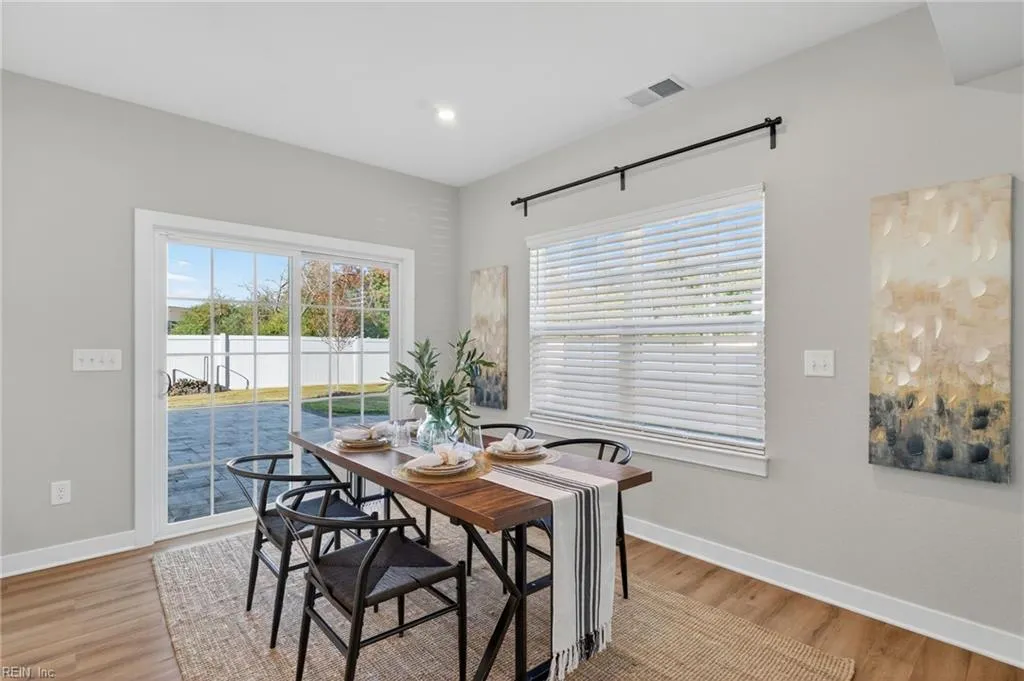 Chesapeake, Virginia 23323, United States, 4 Bedrooms Bedrooms, ,3 BathroomsBathrooms,Residential,Active,239942