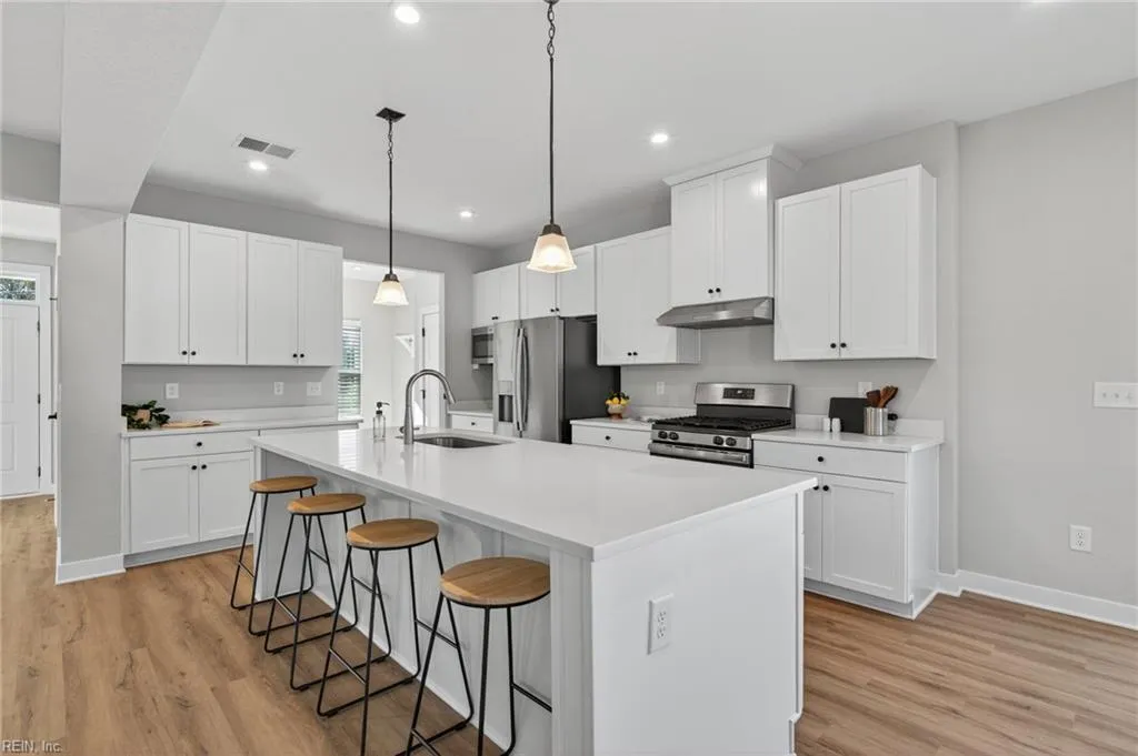 Chesapeake, Virginia 23323, United States, 4 Bedrooms Bedrooms, ,3 BathroomsBathrooms,Residential,Active,239942