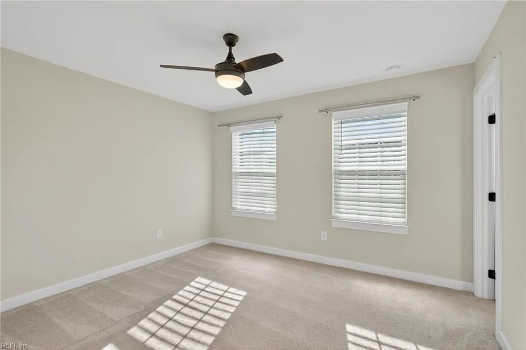 Chesapeake, Virginia 23323, United States, 4 Bedrooms Bedrooms, ,3 BathroomsBathrooms,Residential,Active,239942