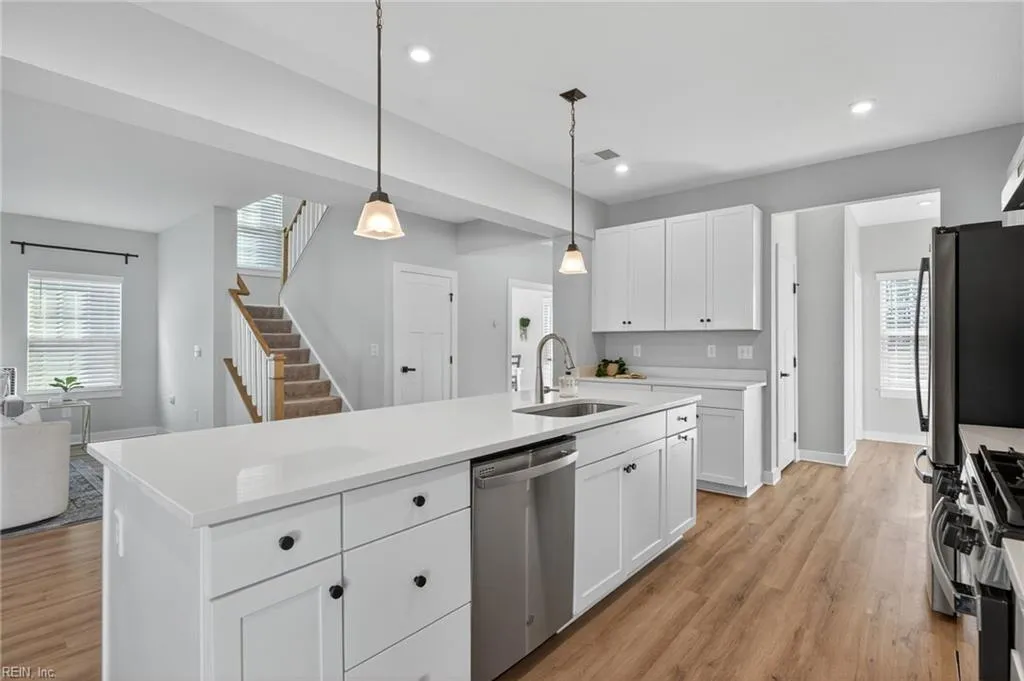 Chesapeake, Virginia 23323, United States, 4 Bedrooms Bedrooms, ,3 BathroomsBathrooms,Residential,Active,239942