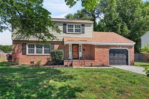 Photo of 317 Lynchburg Drive, Newport News, VA 23606 (MLS # 10631257)