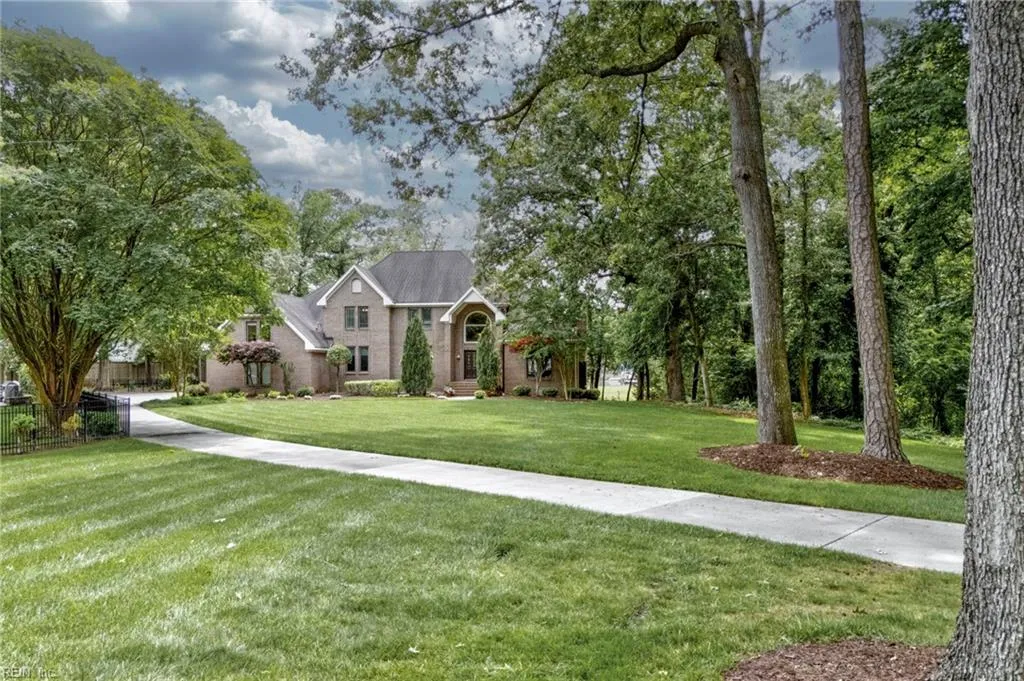 Virginia Beach, Virginia 23452, United States, 5 Bedrooms Bedrooms, ,4 BathroomsBathrooms,Residential,Active,141067 Virginia Beach, Virginia 23452, United States, 5 Bedrooms Bedrooms, ,4 BathroomsBathrooms,Residential,Active,141067