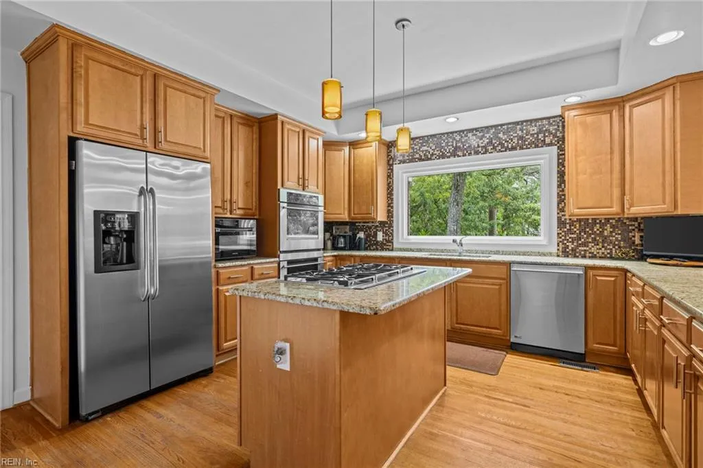 Virginia Beach, Virginia 23452, United States, 5 Bedrooms Bedrooms, ,4 BathroomsBathrooms,Residential,Active,141067