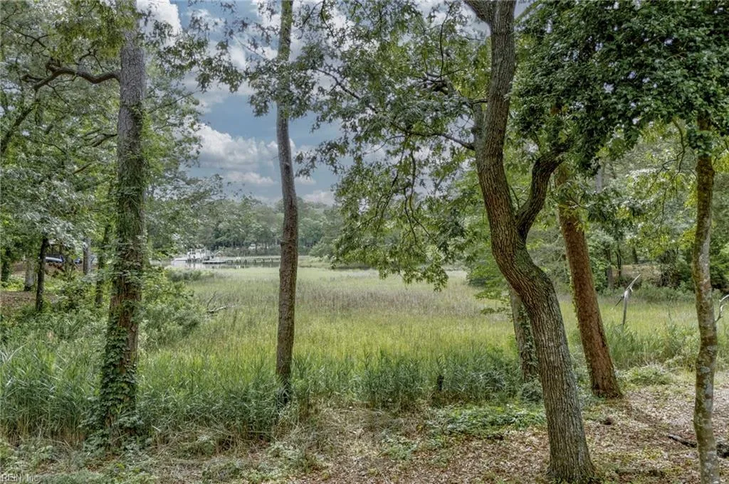 Virginia Beach, Virginia 23452, United States, 5 Bedrooms Bedrooms, ,4 BathroomsBathrooms,Residential,Active,141067