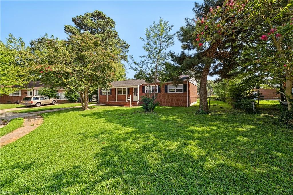 Photo of 502 Regina Court, Hampton, VA 23669 (MLS # 10652371)