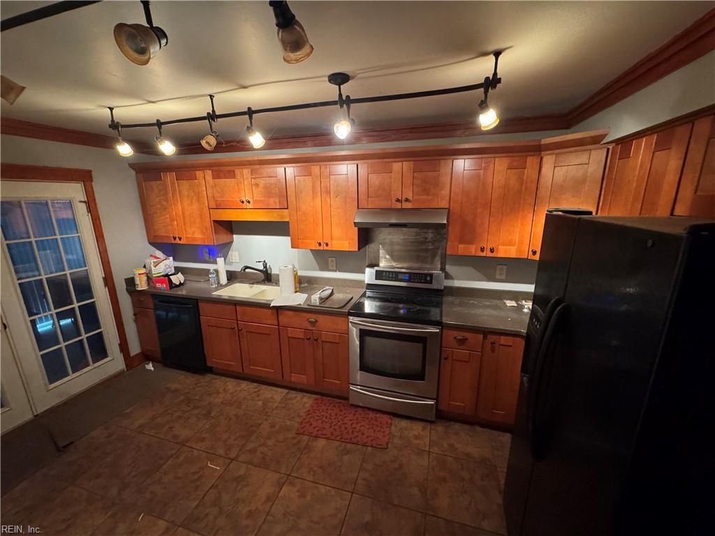 Photo of 1824 Slalom Drive, Virginia Beach, VA 23453 (MLS # 10616315)