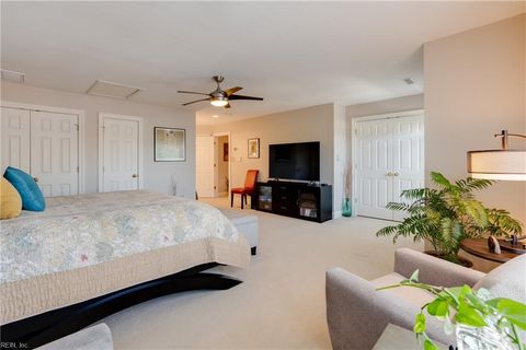 Single Family Residence in Virginia Beach VA 1029 Draketail Lane 20.jpg