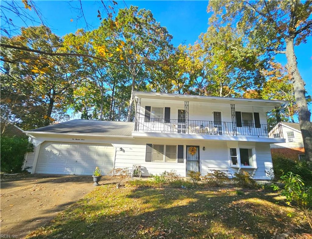 Photo of 107 Five Forks Lane, Hampton, VA 23669 (MLS # 10634312)