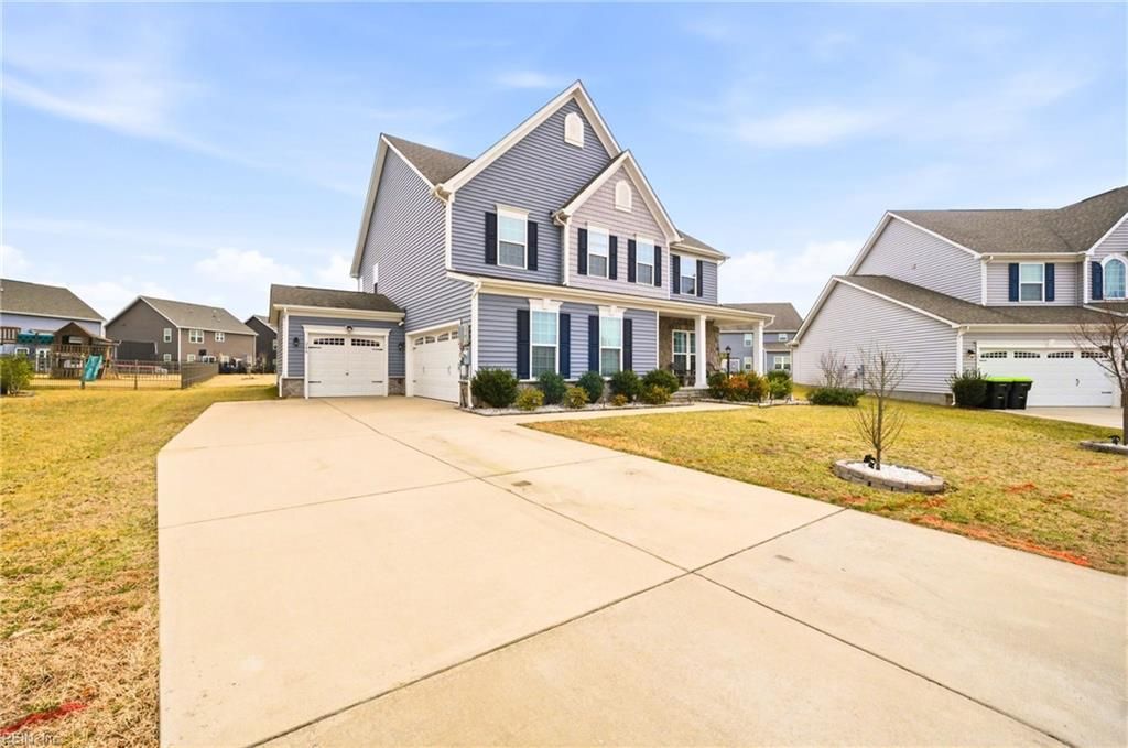 Photo of 209 Farmington Place, Smithfield, VA 23430 (MLS # 10625243)