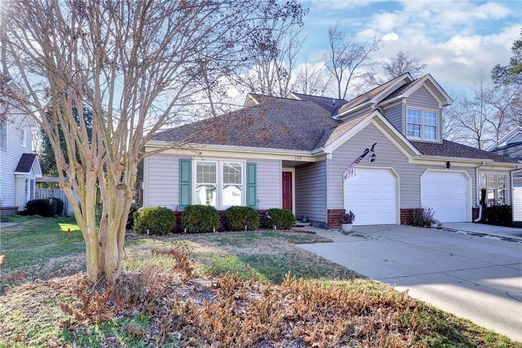 Photo of 129 Rustling Oak Ridge, Yorktown, VA 23692 (MLS # 10617399)