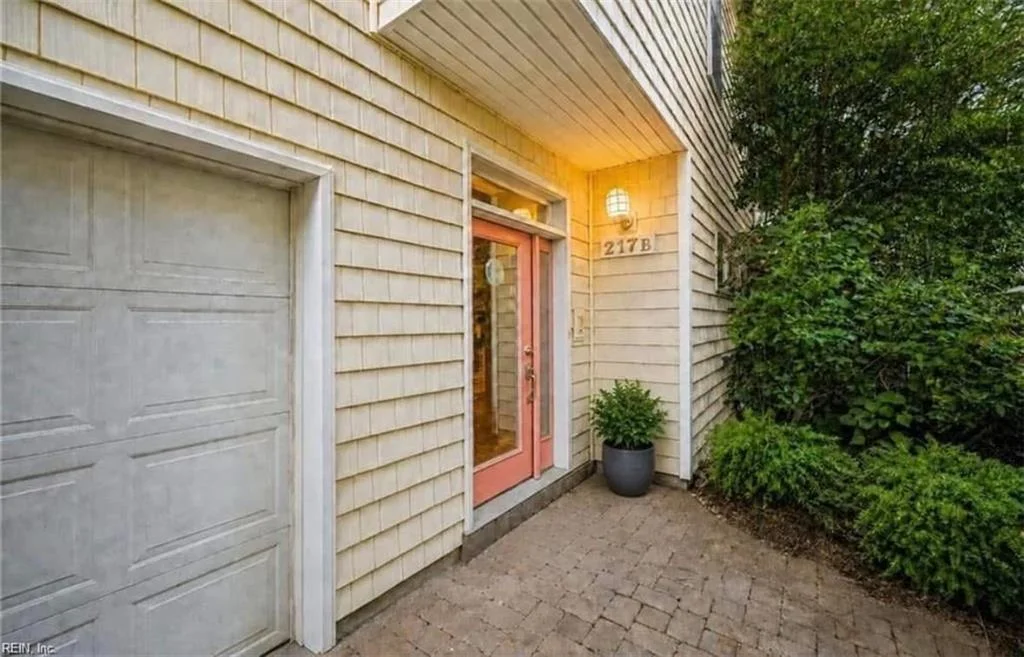 217 64th Street Unit B, Virginia Beach, VA, 23451