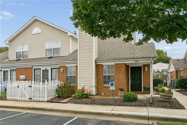 1801 WESTGATE CIR, WILLIAMSBURG, VA 23185 - Image 89ecfa2c5cedd6fd9d92bc5a4d04ca19/470066003