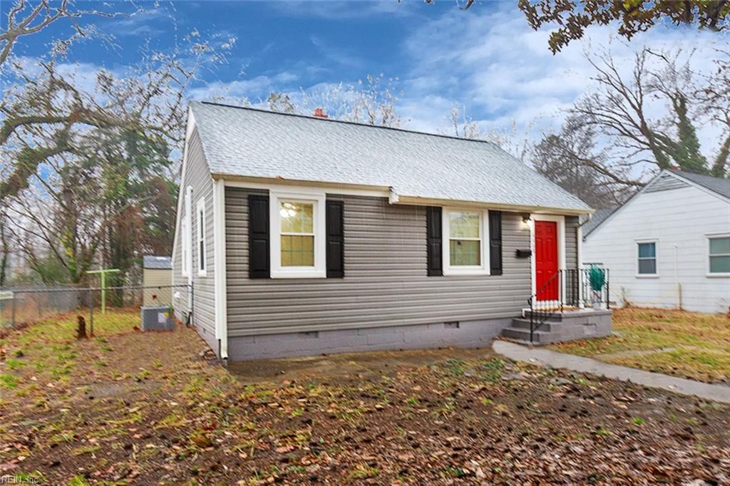 Photo of 4408 Eanes Lane, Richmond, VA 23231 (MLS # 10616748)