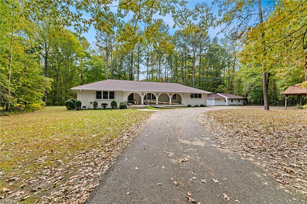 Photo of 5935 Seldon Pond Road, Gloucester, VA 23061 (MLS # 10659809)