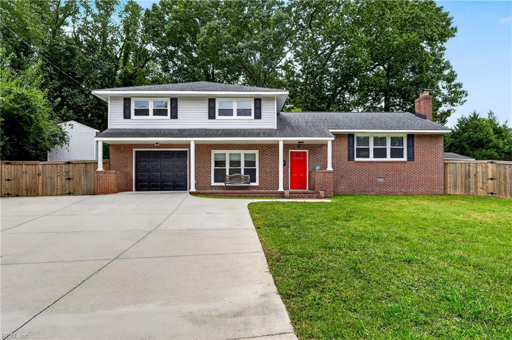 Photo of 6 Tuckahoe Drive, Newport News, VA 23606 (MLS # 10655406)
