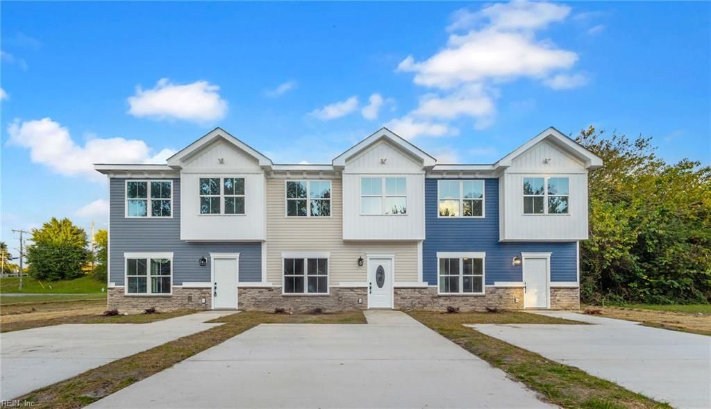 Photo of 1010 Oldwood Street, Chesapeake, VA 23324 (MLS # 10605936)