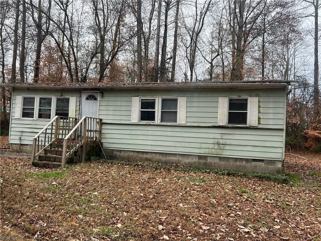 Photo of 2141 Hosier Road, Suffolk, VA 23434 (MLS # 10612900)