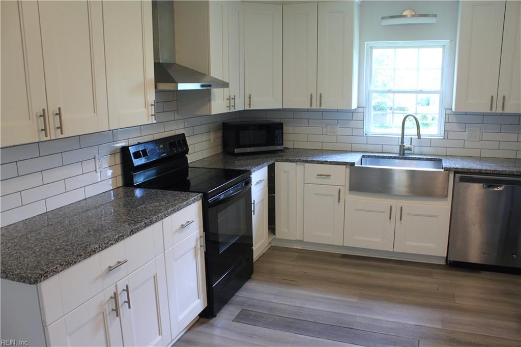 Photo of 4052 Wyndybrow Drive, Portsmouth, VA 23703 (MLS # 10643090)
