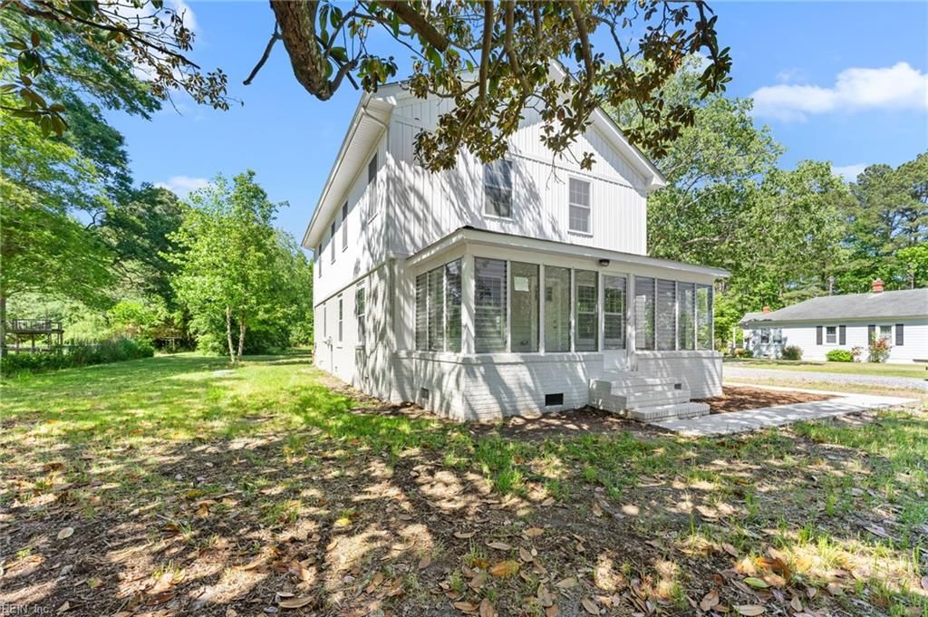 Photo of 9481 Maryus Road, Hayes, VA 23072 (MLS # 10634493)