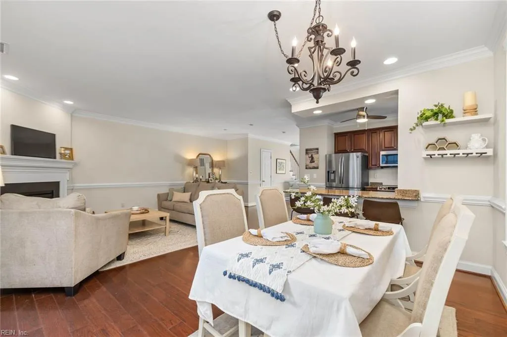 Virginia Beach, Virginia 23451, United States, 4 Bedrooms Bedrooms, ,4 BathroomsBathrooms,Residential,Pending,21315