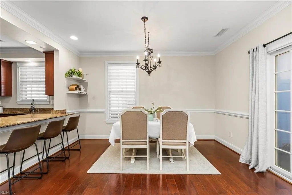 Virginia Beach, Virginia 23451, United States, 4 Bedrooms Bedrooms, ,4 BathroomsBathrooms,Residential,Pending,21315