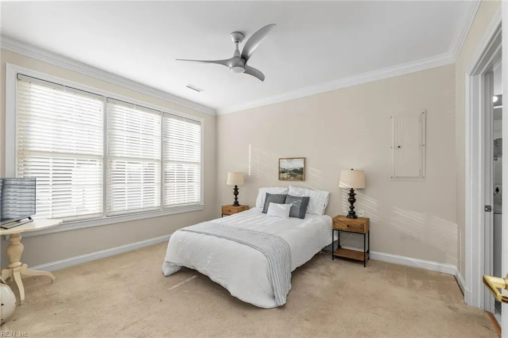 Virginia Beach, Virginia 23451, United States, 4 Bedrooms Bedrooms, ,4 BathroomsBathrooms,Residential,Pending,21315