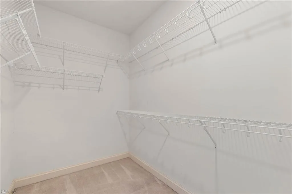 Virginia Beach, Virginia 23451, United States, 4 Bedrooms Bedrooms, ,4 BathroomsBathrooms,Residential,Pending,21315