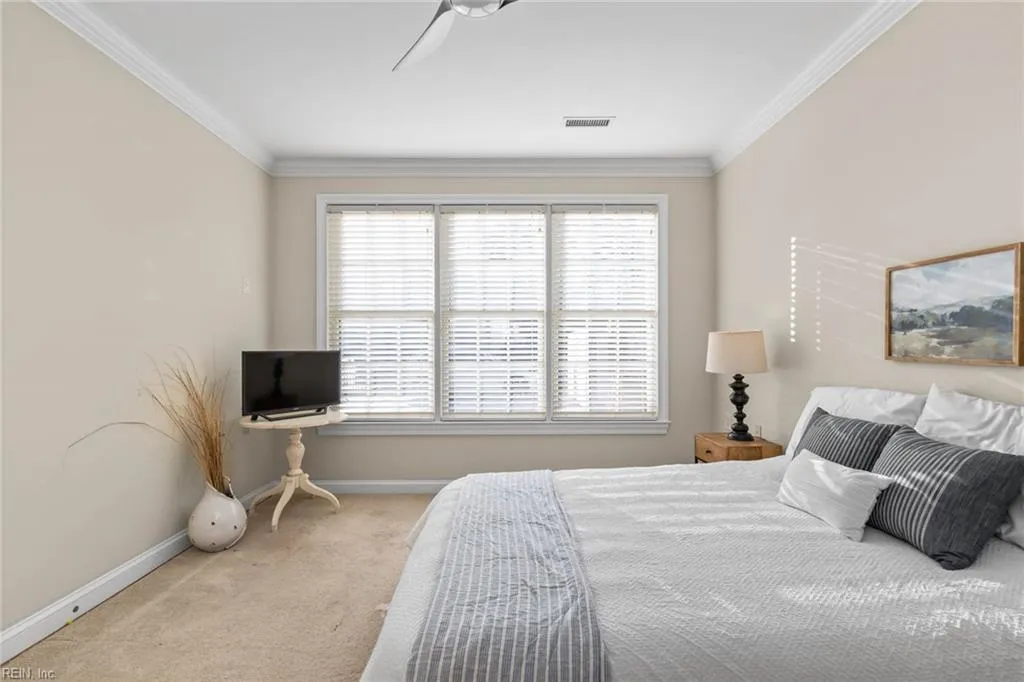 Virginia Beach, Virginia 23451, United States, 4 Bedrooms Bedrooms, ,4 BathroomsBathrooms,Residential,Pending,21315