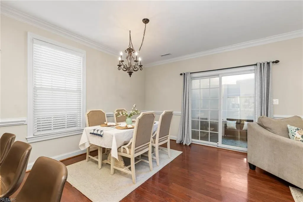 Virginia Beach, Virginia 23451, United States, 4 Bedrooms Bedrooms, ,4 BathroomsBathrooms,Residential,Pending,21315