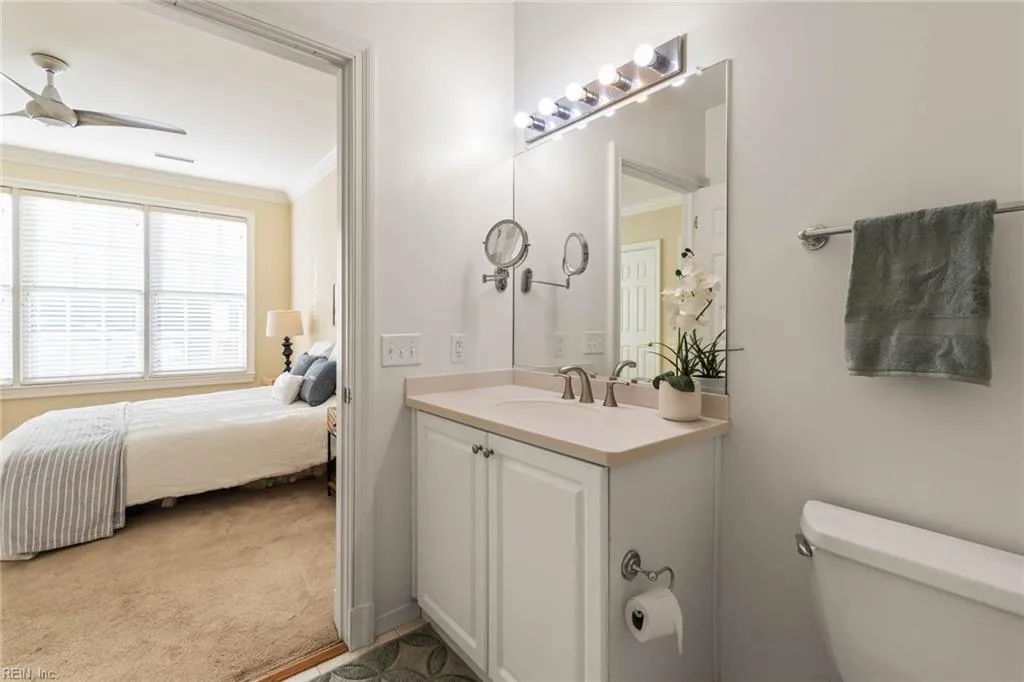 Virginia Beach, Virginia 23451, United States, 4 Bedrooms Bedrooms, ,4 BathroomsBathrooms,Residential,Pending,21315