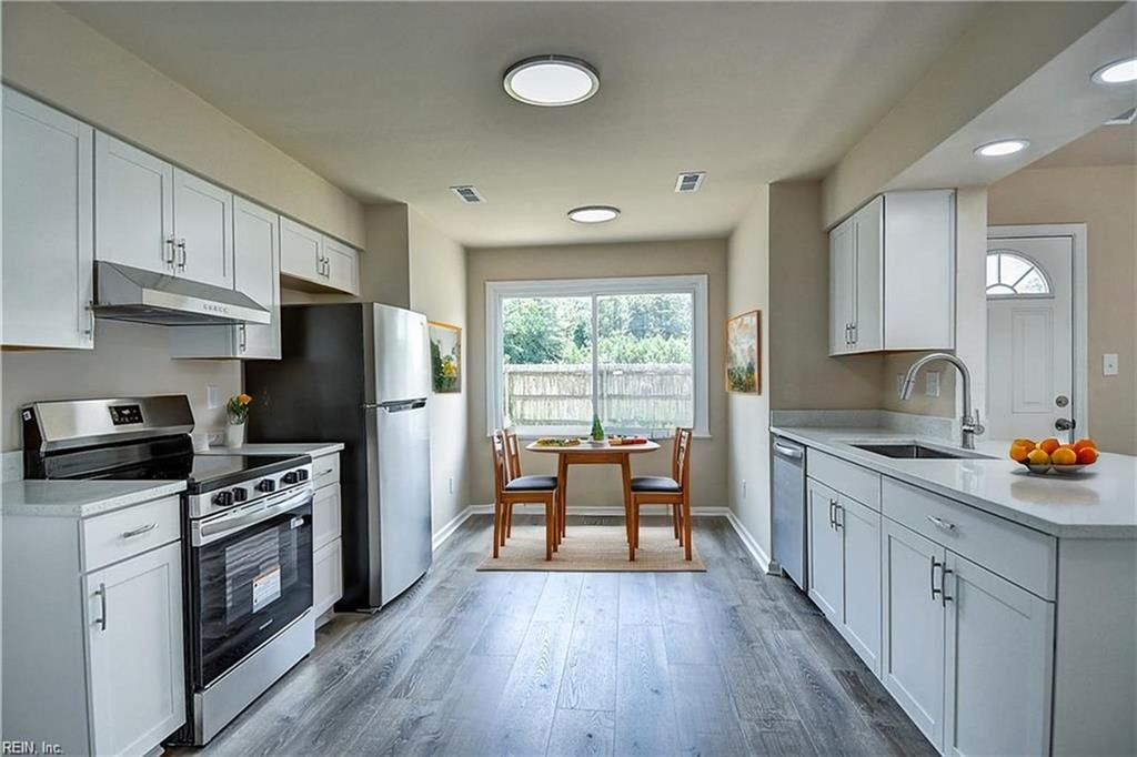 Photo of 2133 Weybridge Drive, Virginia Beach, VA 23454 (MLS # 10641549)