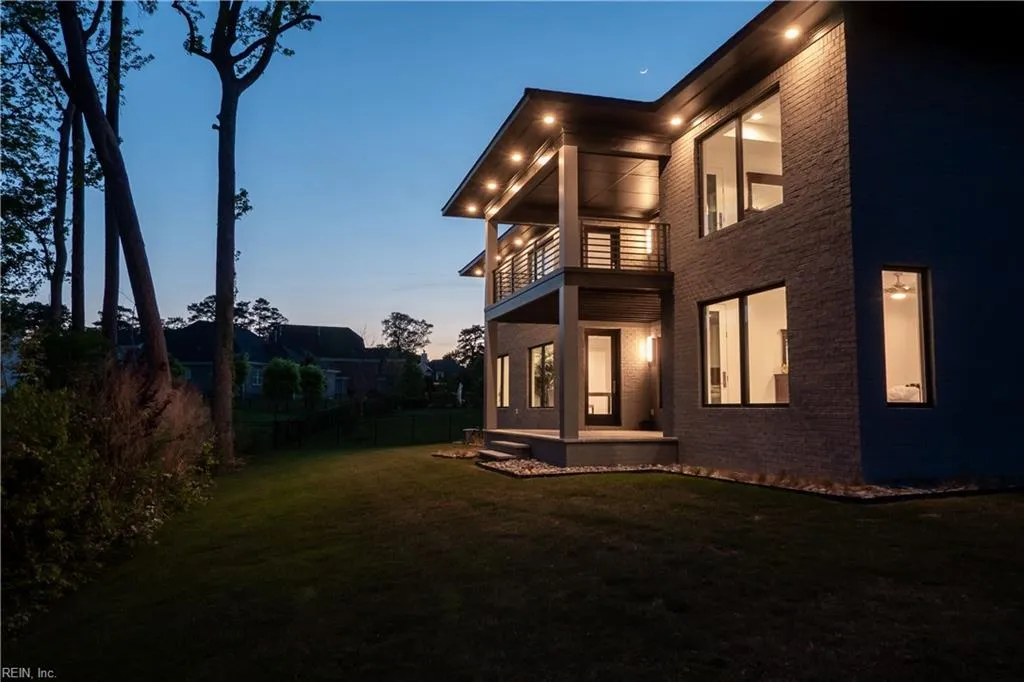 Virginia Beach, Virginia 23455, United States, 4 Bedrooms Bedrooms, ,5 BathroomsBathrooms,Residential,Active,123226