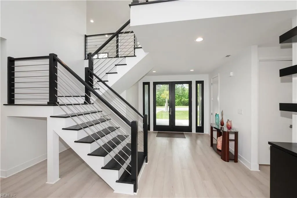 Virginia Beach, Virginia 23455, United States, 4 Bedrooms Bedrooms, ,5 BathroomsBathrooms,Residential,Active,123226