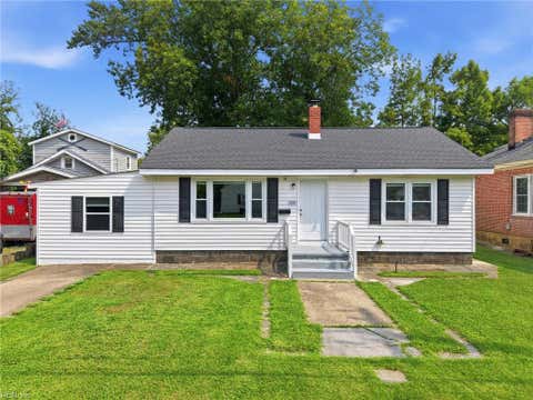 Photo of 308 North Avenue, Newport News, VA 23601 (MLS # 10646941)