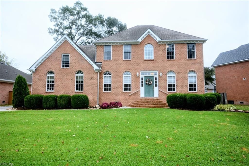 Photo of 509 River Gate Road, Chesapeake, VA 23322 (MLS # 10606006)