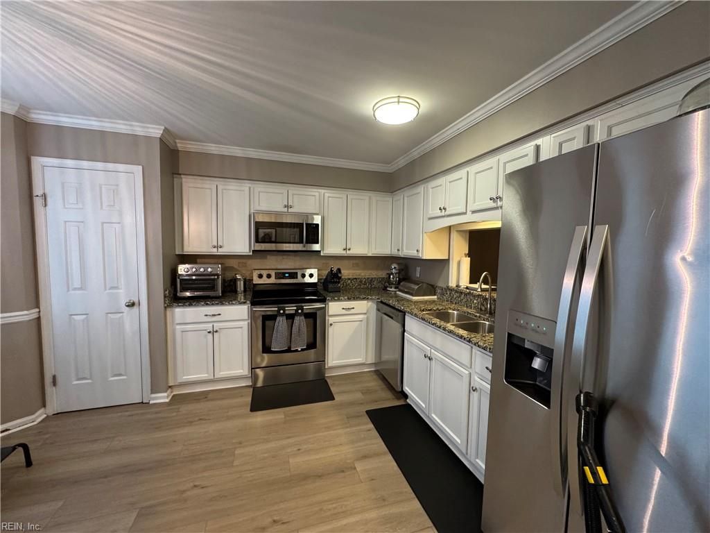 Photo of 3944 Roebling Lane, Virginia Beach, VA 23452 (MLS # 10620616)