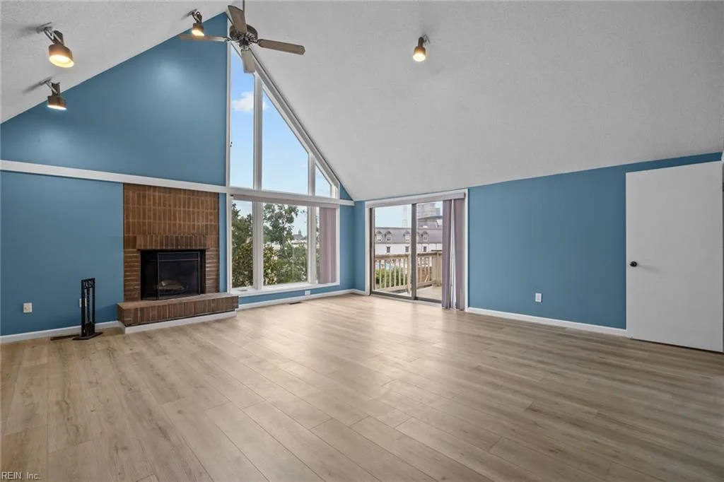 696 Mowbray Arch Unit 750, Norfolk, VA, 23507