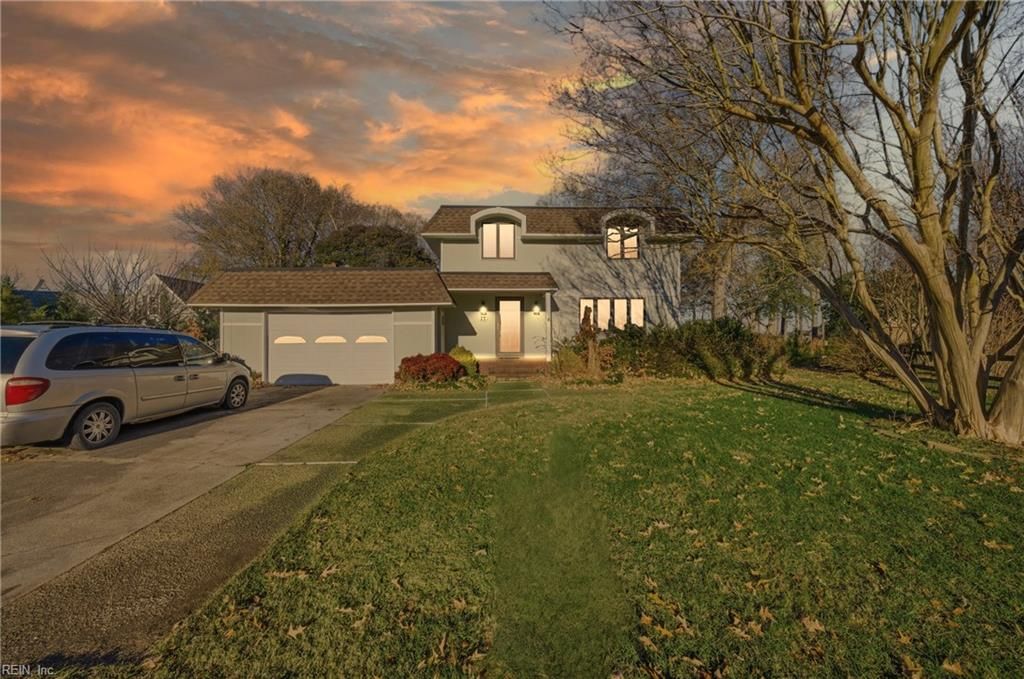 Photo of 13 Jamesview Circle, Smithfield, VA 23430 (MLS # 10613859)