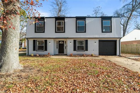 Photo of 816 Chatsworth Drive, Newport News, VA 23601 (MLS # 10611996)